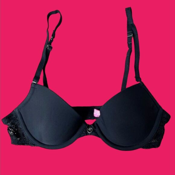 PINK Victoria’s Secret T-Shirt Demi Lace Bra Black 32B NWOT - Picture 2 of 6